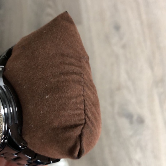 Authentic Michael Kors watch - Picture 14 of 14